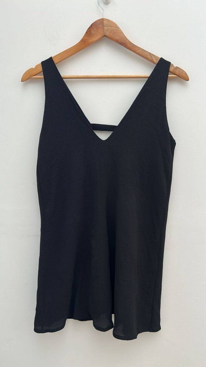 Vestido Negro bretel grueso L