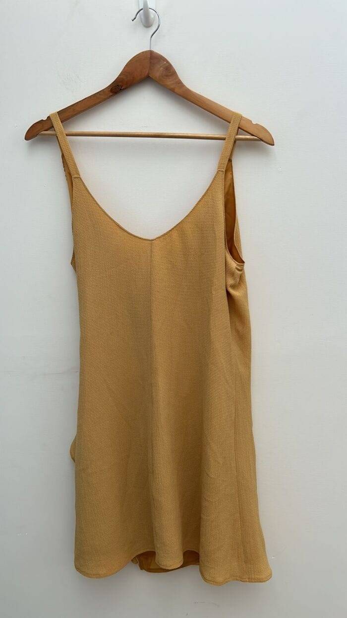 Vestido Mostaza cruzado L